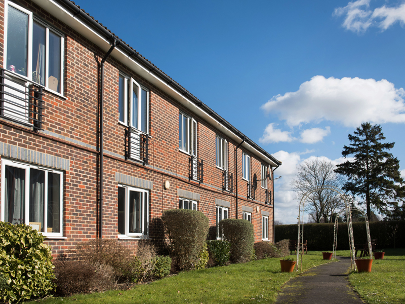 Farnham Common House external building